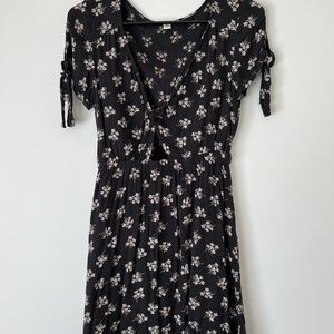 AE V-Neck Mini Dress with Knot Front Cutout